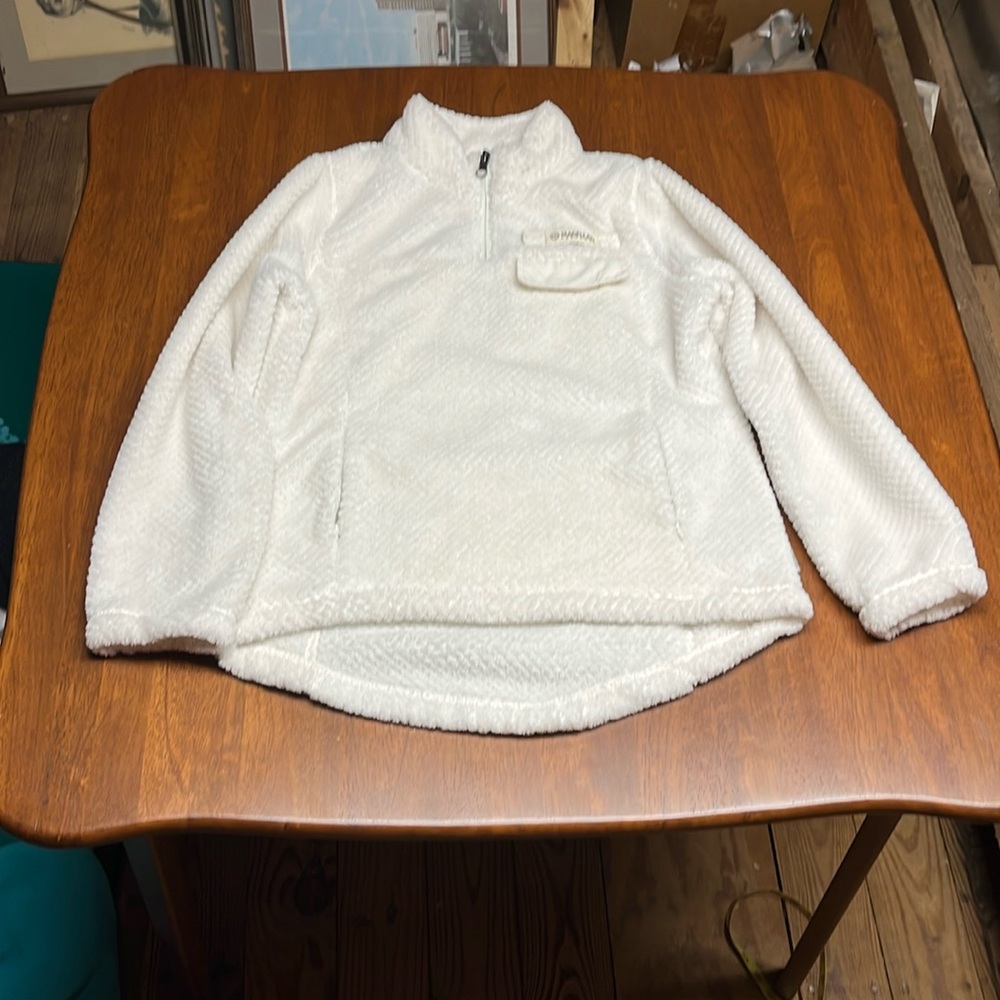 White Magellan girls quarter zip jacket size M
